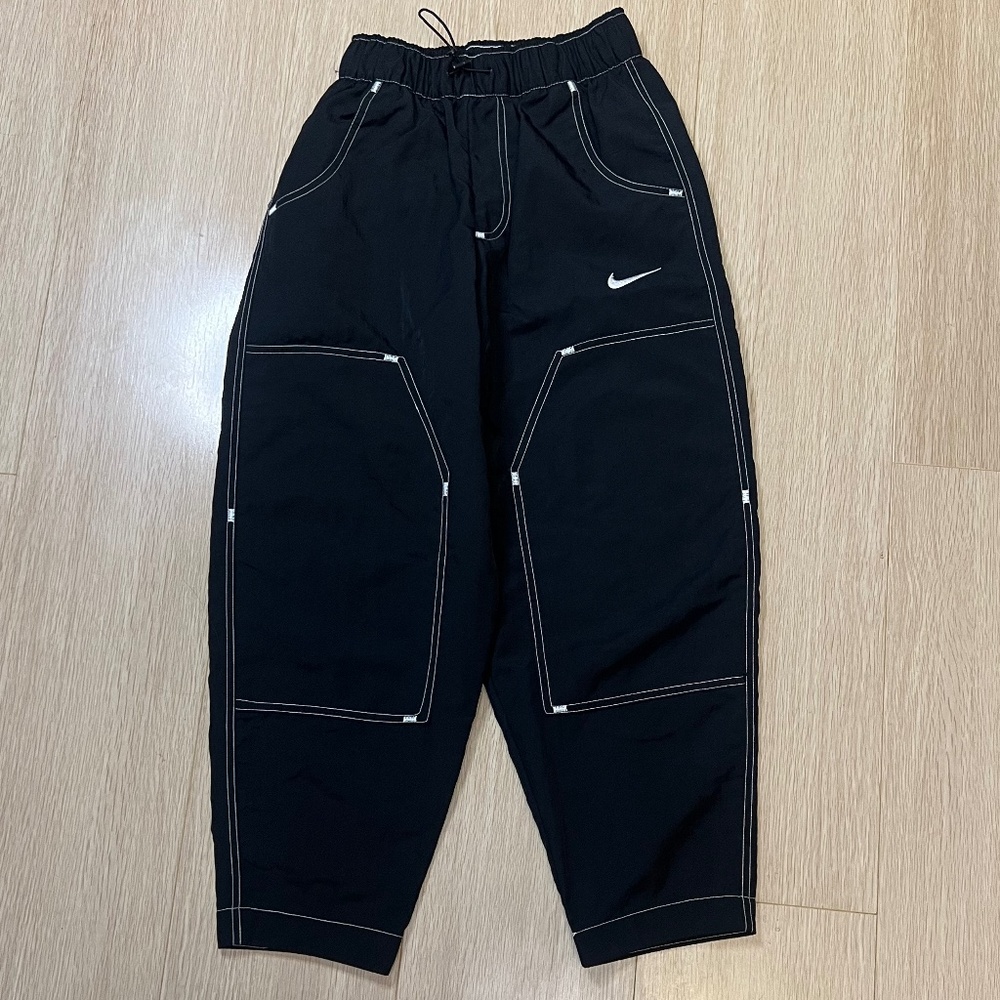 NEW NIKE  Black Pants.  Size XS